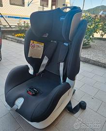 Seggiolino Chicco con Isofix o cinture (0-25kg)