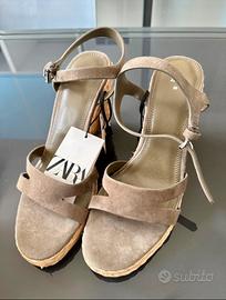 Sandali in pelle con zeppa Zara nuovi!!!