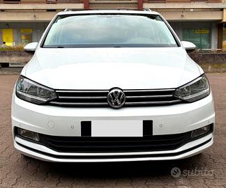 Volkswagen Touran 1.5 TSI EVO DSG Executive BlueMo