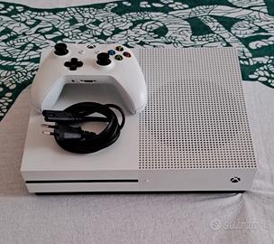 xbox one S 1TB + 9 giochi compresi
