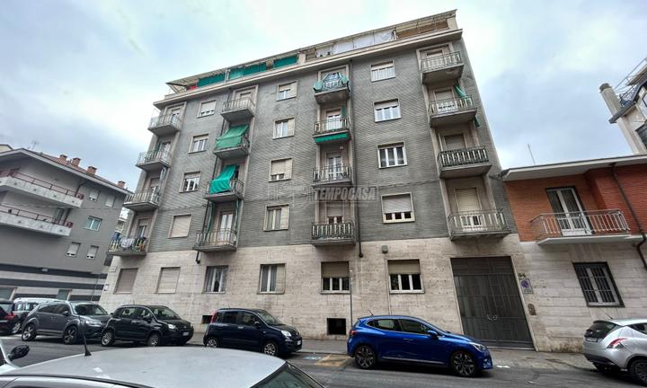 TRILOCALE FINEMENTE RISTRUTTURATO