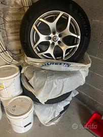 Cerchi e gomme Michelin  alfa stelvio 235/60/r18