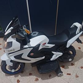 Moto elettrica per bambini