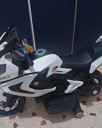 Moto elettrica per bambini