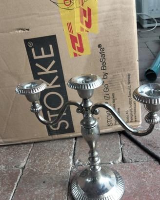 candelabri in metallo argentato 
