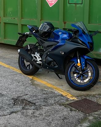 Yamaha YZF-R125 2024 BLU