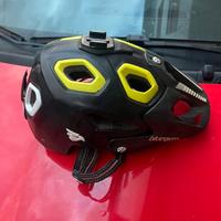 Casco mtb bluegrass m