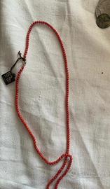Collana corallo con fermaglio oro 750