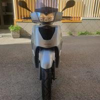 Kymco people s 200cc anno 2010