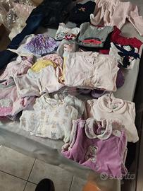 Abbigliamento per bimbi da 3 a 12 mesi