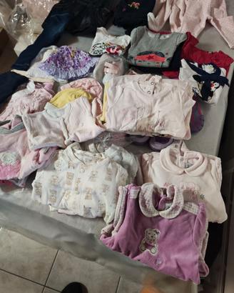 Abbigliamento per bimbi da 3 a 12 mesi