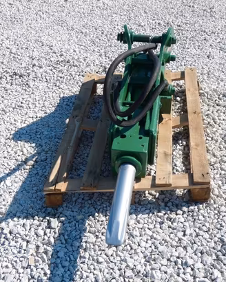 MARTELLO PER ESCAVATORI DA 60 A 90 q.li