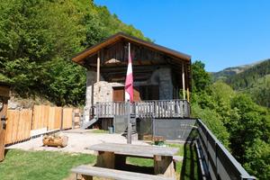 Maso Tòttn Bergchalet - Full immersion in nature