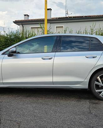 VW Golf 8 tdi 2000 115 cv del 2021