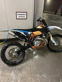 Ktm exc 250 2t six days