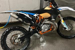 Ktm exc 250 2t six days