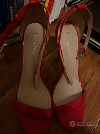 Scarpe con tacco rosse