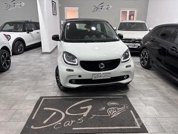 SMART FORFOUR 1.0 TWINAMIC PRIME NAVI-LED