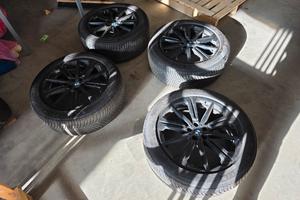 gomme e cerchi originali BMW