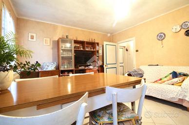 3 LOCALI A MARANO LAGUNARE