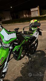 Moto KL KXE 125 Nera e Verde