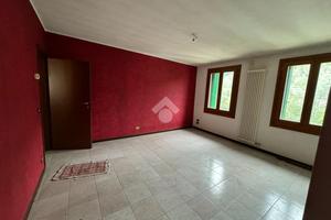 2 LOCALI A TORREBELVICINO