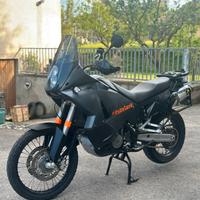Ktm 990 adventure da vetrina