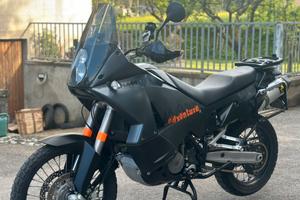 Ktm 990 adventure da vetrina