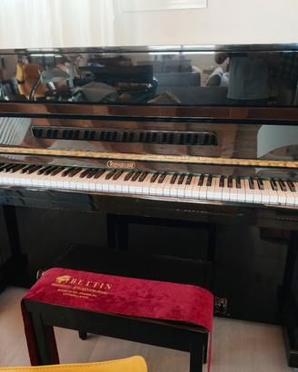 pianoforte nero lucido accordato 