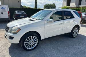 MERCEDES-BENZ ML 350 Leggi testo con GPL 4X4 AUT