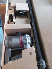 Aspirapolvere senza fili Dyson V8 nuovo imballato