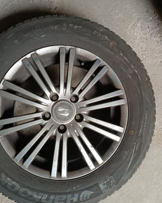 Set Pneumatici Invernali 215/65 R16 102H + Cerchi