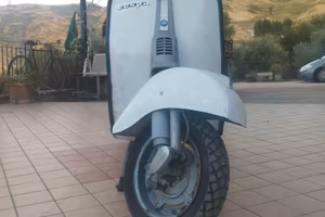 Vespa 50 special 