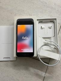 iPhone 7 - 32GB  - Full Set Scatola - 84% Batteria