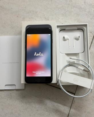 iPhone 7 - 32GB  - Full Set Scatola - 84% Batteria