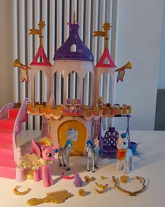 Castello little pony