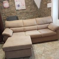 divano pari al nuovo