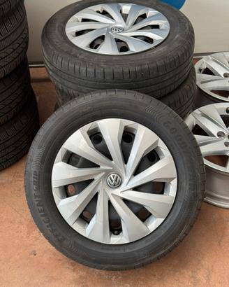 Cerchi e gomme Polo 15 pollici