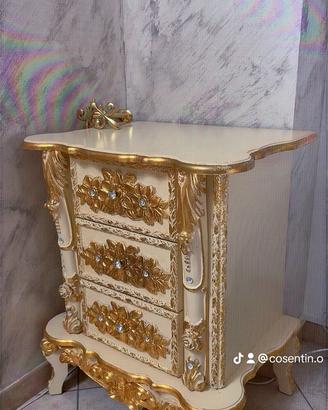 MOBILI STILE BAROCCO