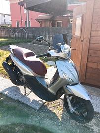 Beverly 350 sport touring 