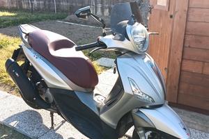 Beverly 350 sport touring 