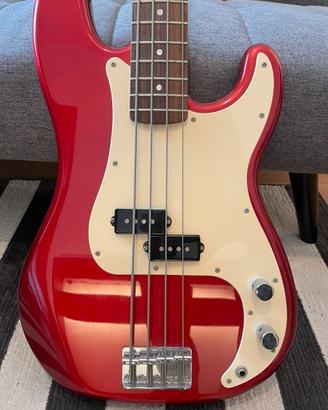 Squier Precision Bass Candy Apple red