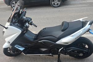 Tmax 530 2016