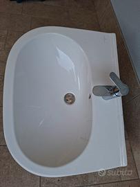 Lavandino Villeroy&Boch con rubinetto Grohe