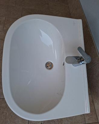 Lavandino Villeroy&Boch con rubinetto Grohe