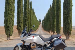 Moto Guzzi Mandello V100
