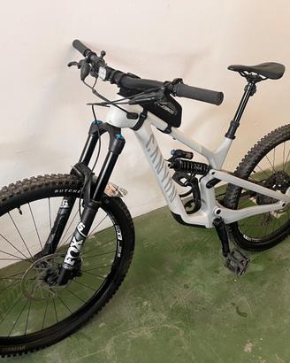 Mtb canyon spectral mullet full carbon