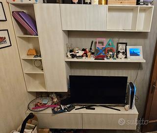 Parete attrezzata salotto