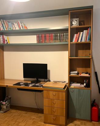 Scrivania con libreria ponte
