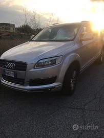 audi q7 7 posti
